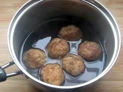 Braised Pork Balls in Gravy